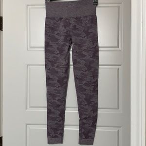Gymshark Camo Lavender Grey